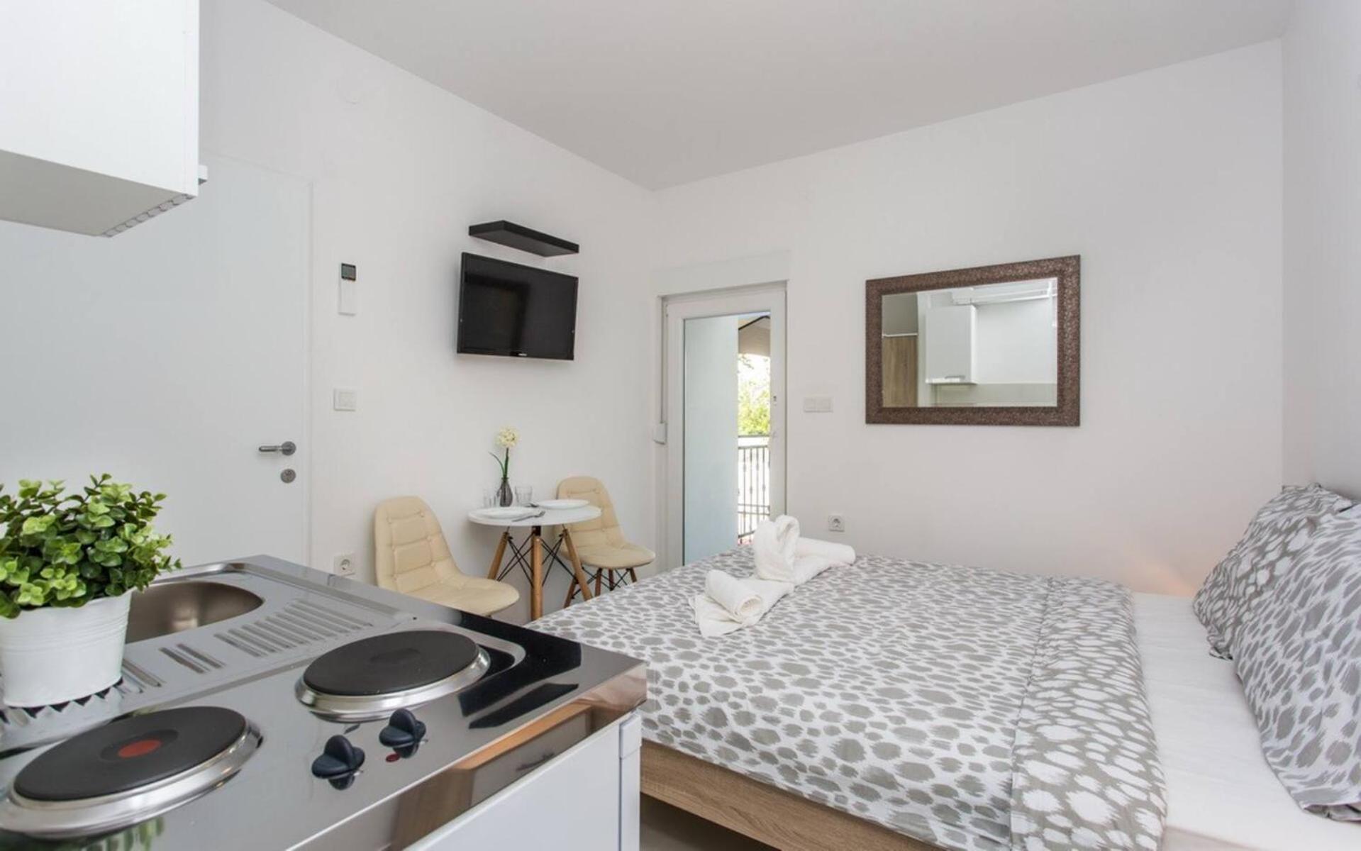 Apartments Bernardeta 1 Башка Екстер'єр фото